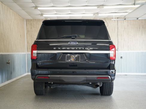 Used 2023 Ford Expedition XLT AWD/4WD image 8
