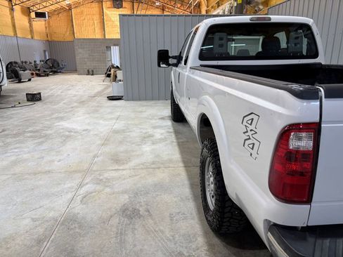 Used 2016 Ford F250 XL w/ XL Value Package image 9