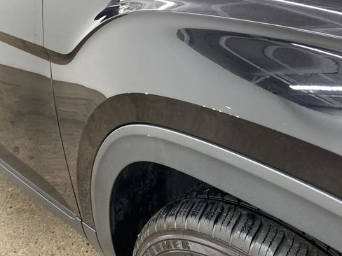 Used 2021 Volkswagen Atlas SE image 32