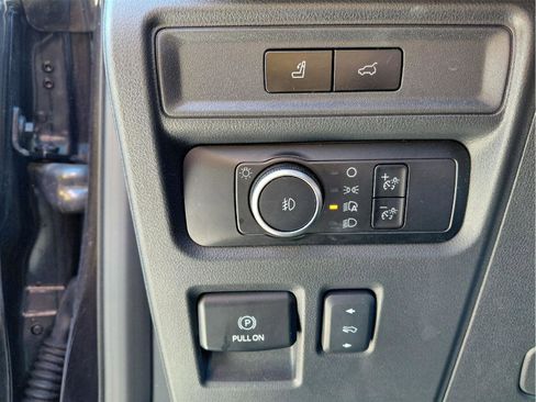 Used 2024 Ford Expedition Limited AWD/4WD image 28