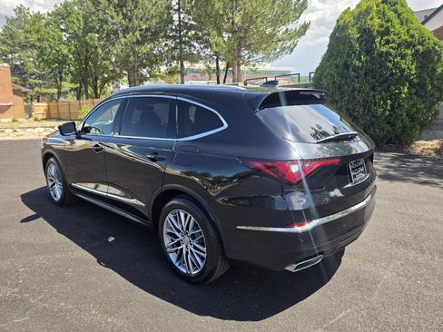 Used 2024 Acura MDX SH-AWD w/ Advance Package image 3