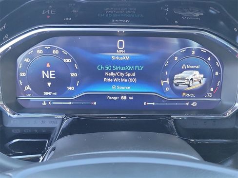 Used 2025 Chevrolet Silverado 1500 LT image 7