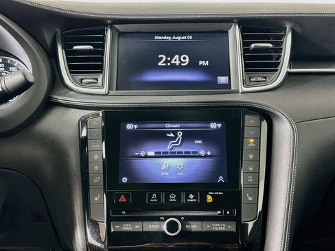 Used 2023 INFINITI QX50 Luxe AWD/4WD image 23