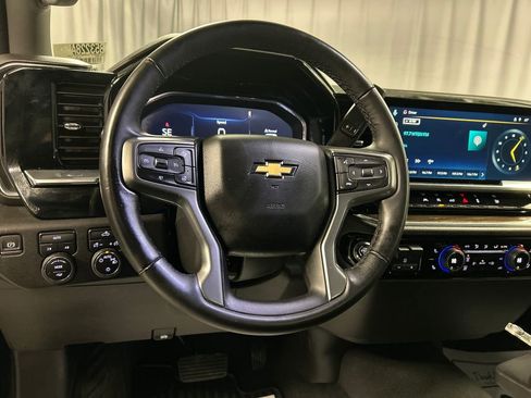 Used 2025 Chevrolet Silverado 1500 LT w/ Work Truck Package AWD/4WD image 15