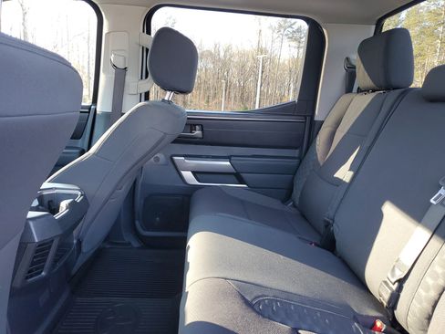 Used 2022 Toyota Tundra SR5 w/ Convenience Package image 12