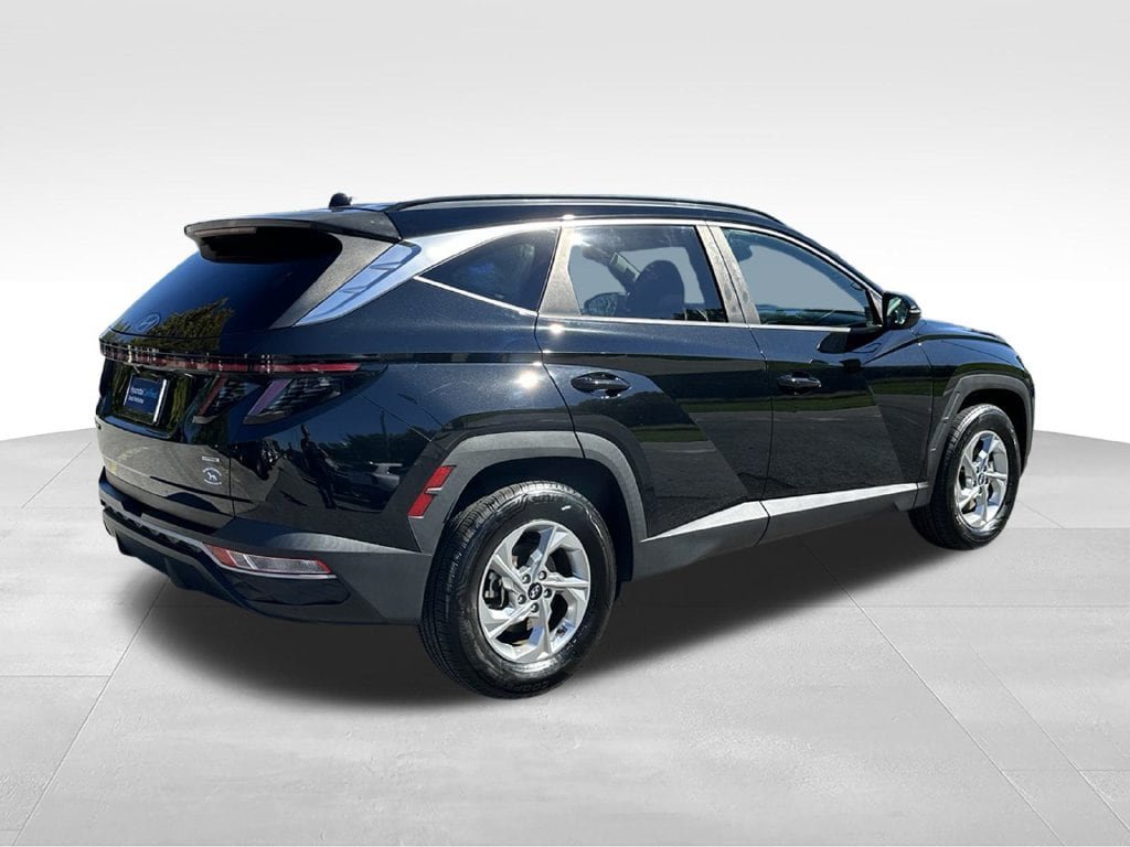 Certified 2022 Hyundai Tucson SEL w/ Cargo Package AWD/4WD image 7