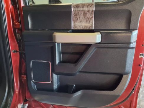 Used 2017 Ford F350 Lariat w/ Lariat Ultimate Package AWD/4WD image 10