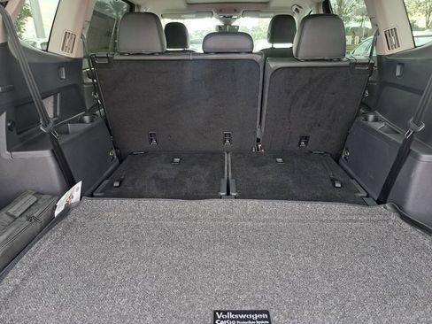 Used 2025 Volkswagen Atlas SEL image 28