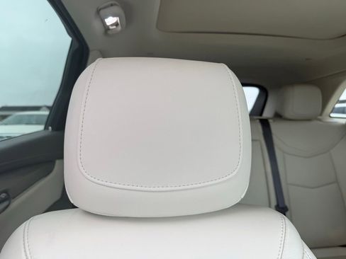 Certified 2023 Cadillac XT5 Premium Luxury image 33