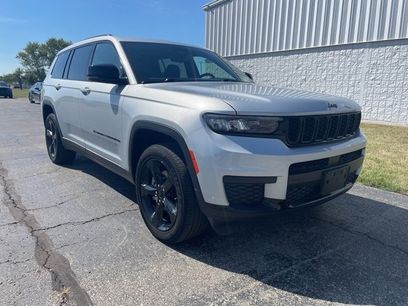 Used 2023 Jeep Grand Cherokee L Laredo