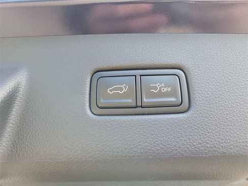 New 2026 Kia Carnival EX image 15