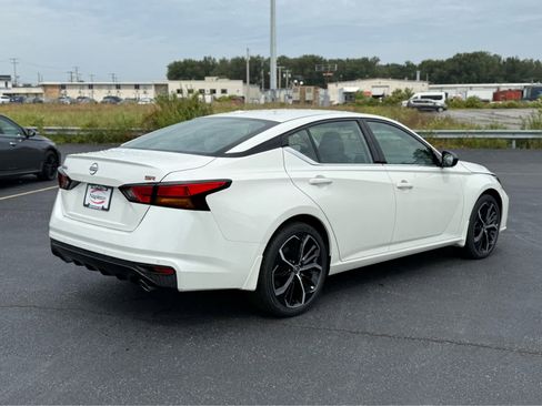 New 2025 Nissan Altima 2.5 SR image 5