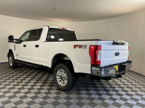 Used 2019 Ford F250 XLT w/ XLT Value Package AWD/4WD image 6