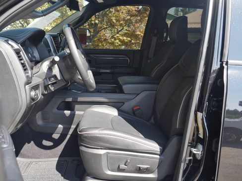 Used 2022 RAM 3500 Limited AWD/4WD image 3