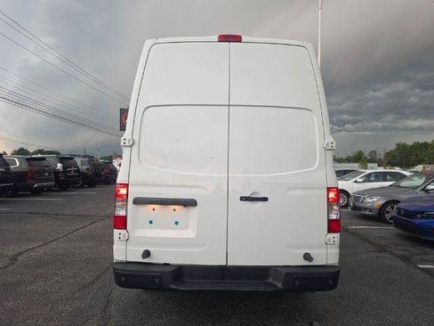 Used 2021 Nissan NV 2500 SV RWD image 6