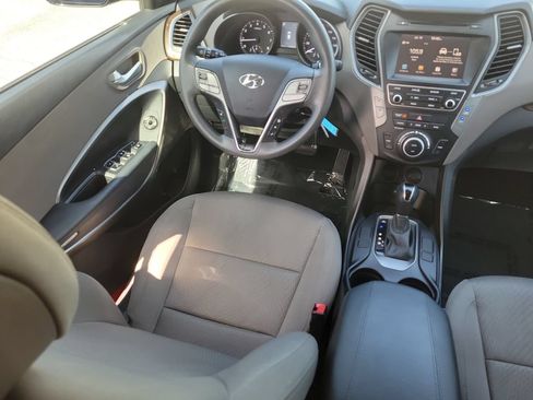 Used 2017 Hyundai Santa Fe Sport FWD image 10