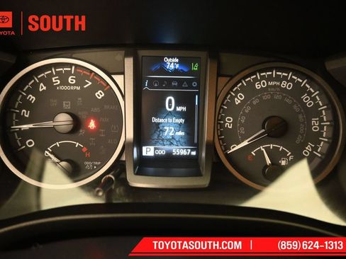 Used 2022 Toyota Tacoma TRD Sport w/ TRD Premium Sport Package AWD/4WD image 12