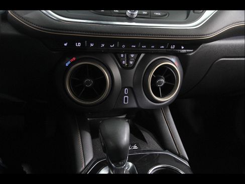 Certified 2024 Chevrolet Blazer Premier w/ Driver Confidence II Package AWD/4WD image 15