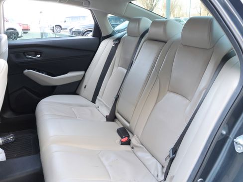 Used 2024 Honda Accord Touring image 35