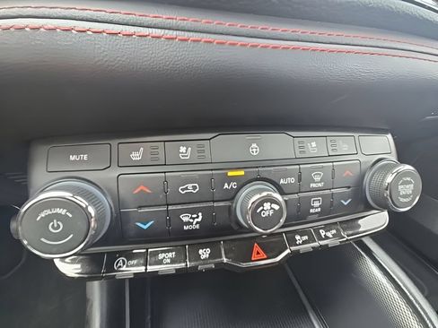 Used 2023 Dodge Durango GT AWD/4WD image 28
