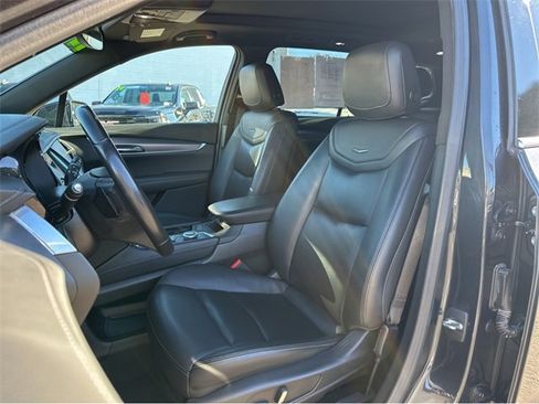 Certified 2022 Cadillac XT6 Luxury image 23