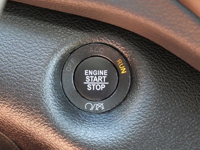Used 2021 Jeep Cherokee Latitude Lux AWD/4WD image 24