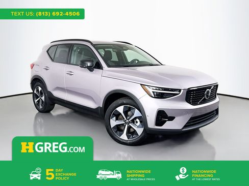 Used 2026 Volvo XC40 B5 Plus AWD/4WD image 1