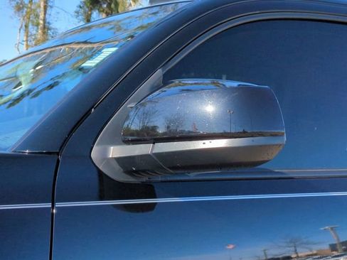 Used 2018 Toyota Tacoma SR5 image 12