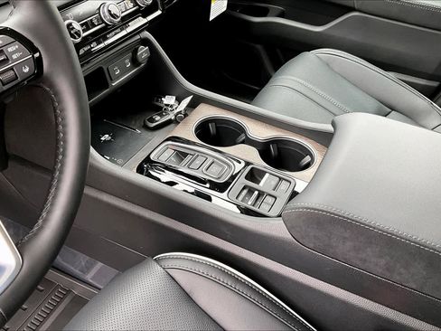 New 2026 Honda Pilot Elite image 7