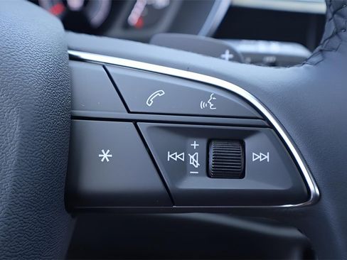 New 2025 Audi Q3 2.0T Premium Plus image 21