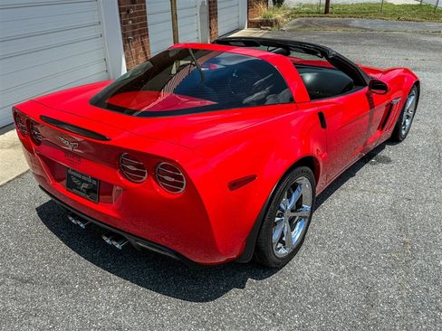 Used 2012 Chevrolet Corvette Grand Sport w/ 2LT Preferred Equipment Group RWD image 36