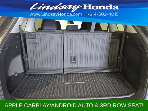 Used 2023 Toyota Highlander LE AWD/4WD image 8
