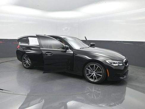Used 2019 BMW 330i Sedan w/ Convenience Package RWD image 37