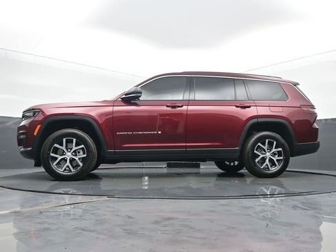 Used 2025 Jeep Grand Cherokee L Limited image 49