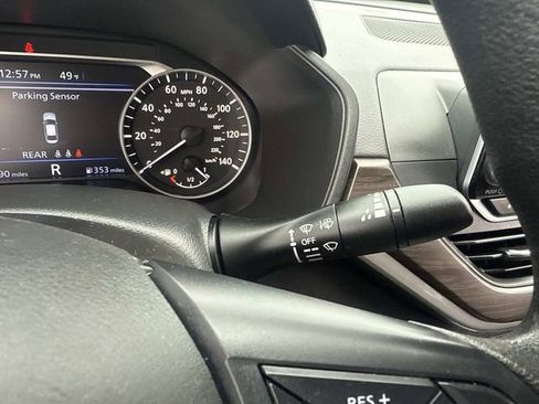 Used 2024 Nissan Altima 2.5 SV image 33