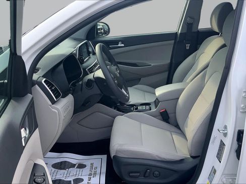 Used 2021 Hyundai Tucson Value FWD image 8