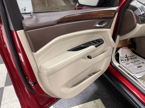 Used 2014 Cadillac SRX Luxury w/ Driver Awareness Package FWD image 10