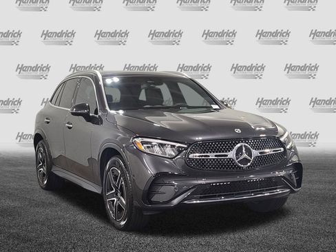 New 2026 Mercedes-Benz GLC 300 4MATIC image 2