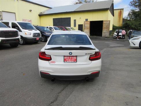 Used 2016 BMW M235i Coupe w/ Technology Package image 3