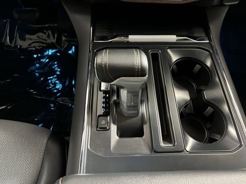 Used 2024 Ford F150 Lightning Lariat image 22