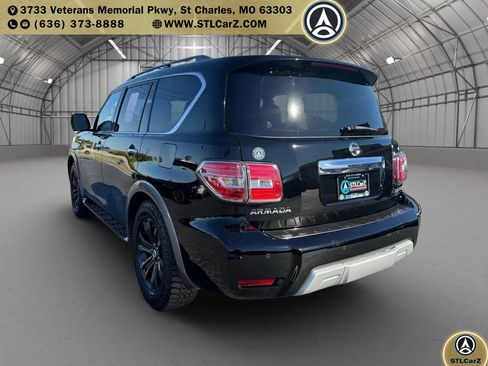 Used 2017 Nissan Armada Platinum w/ Interior Lighting Package RWD image 5