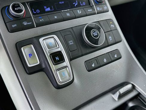 Used 2021 Hyundai Palisade SEL w/ Premium Package FWD image 10