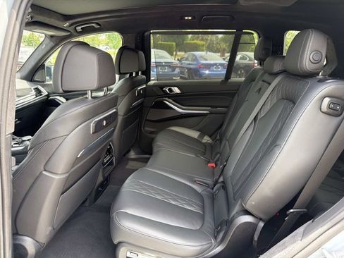 Used 2024 BMW X7 M60i AWD/4WD image 14