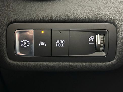 Used 2024 Chevrolet Blazer EV LT image 34