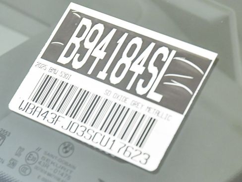 Used 2025 BMW 530i w/ Premium Package image 30