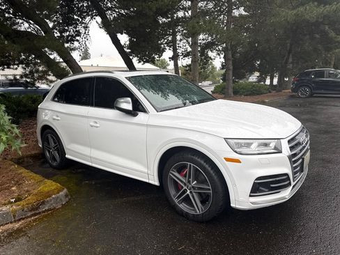 Used 2019 Audi SQ5 Prestige w/ Prestige Package AWD/4WD image 4