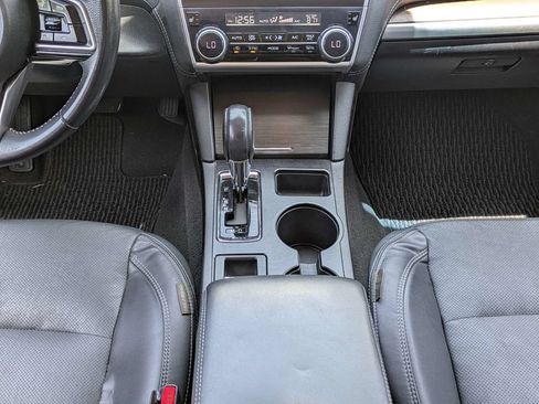 Used 2018 Subaru Outback 2.5i Limited AWD/4WD image 19