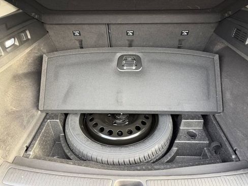 Used 2023 Buick Envision Avenir image 38