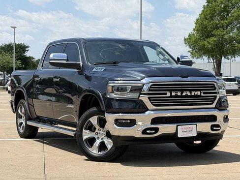 Used 2021 RAM 1500 Laramie AWD/4WD image 2
