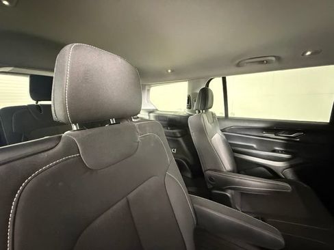 Used 2023 Jeep Grand Cherokee L Laredo RWD image 29